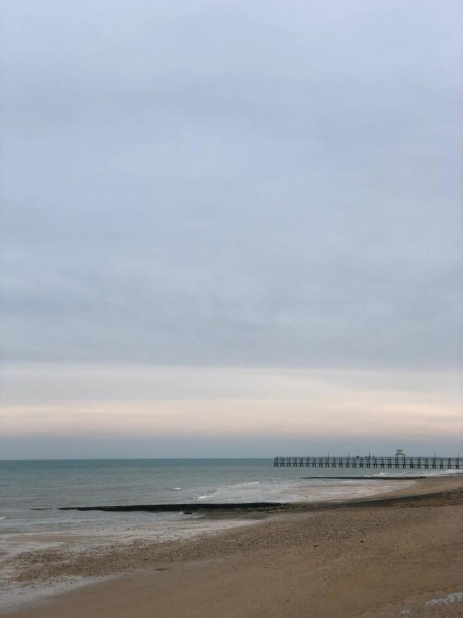 Le Spot, Appartement Spacieux A 30M De La Mer 45M2 Luc-sur-Mer Eksteriør bilde