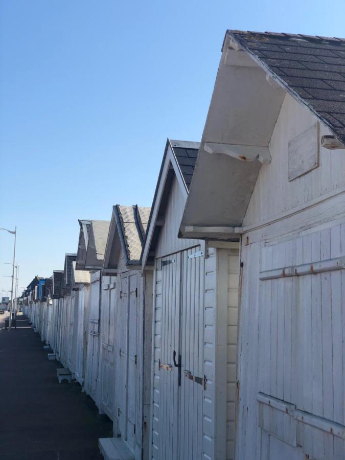 Le Spot, Appartement Spacieux A 30M De La Mer 45M2 Luc-sur-Mer Eksteriør bilde